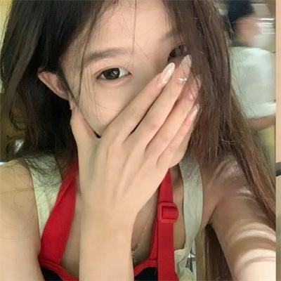 它在身后